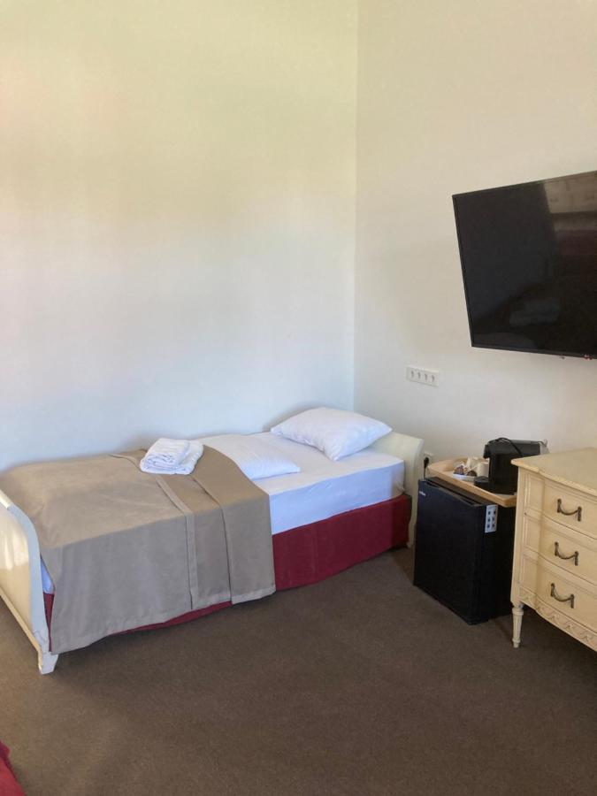 Bed and Breakfast Kira Panzio Lengyeltoti Esterno foto